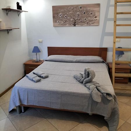 Casa Di Carlo E Chiara Apartment Сасари Екстериор снимка