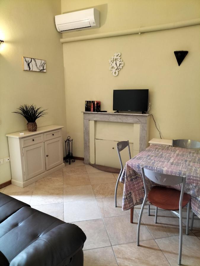 Casa Di Carlo E Chiara Apartment Сасари Екстериор снимка